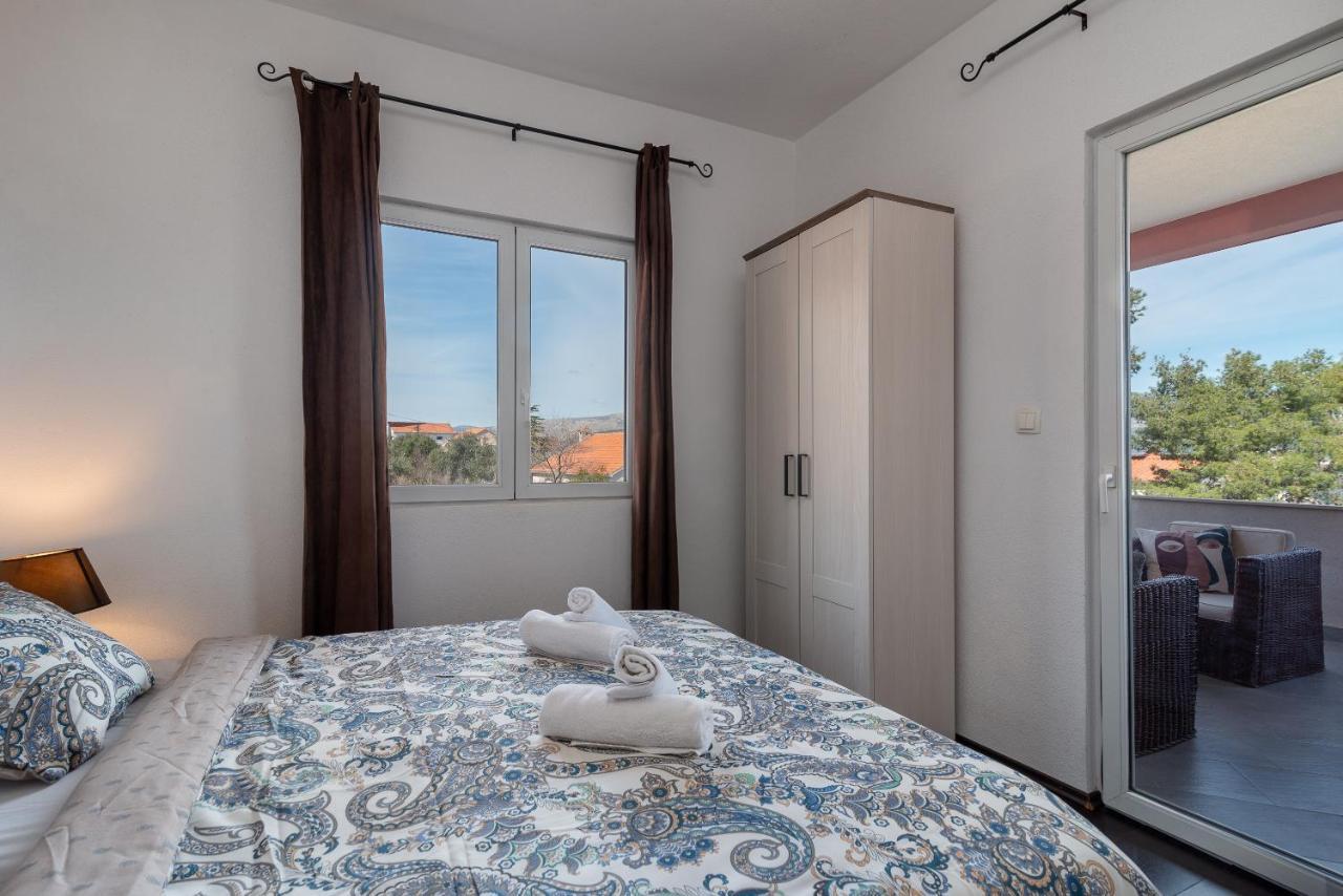 Holiday Villa Nostra Трогир Экстерьер фото