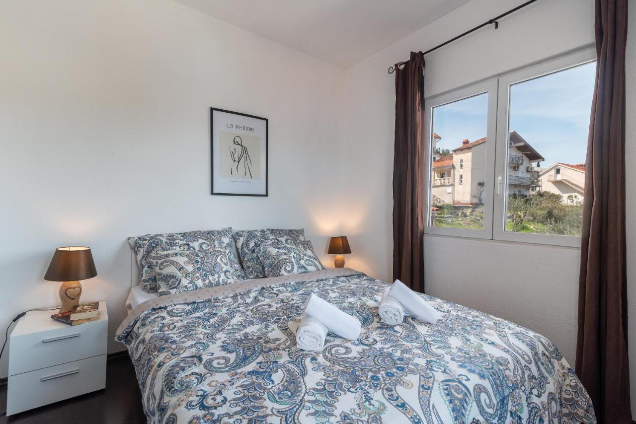 Holiday Villa Nostra Трогир Экстерьер фото