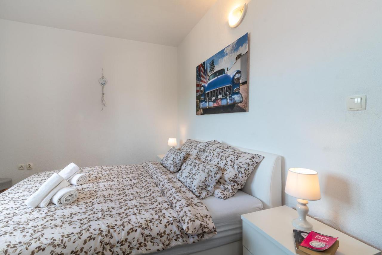 Holiday Villa Nostra Трогир Экстерьер фото