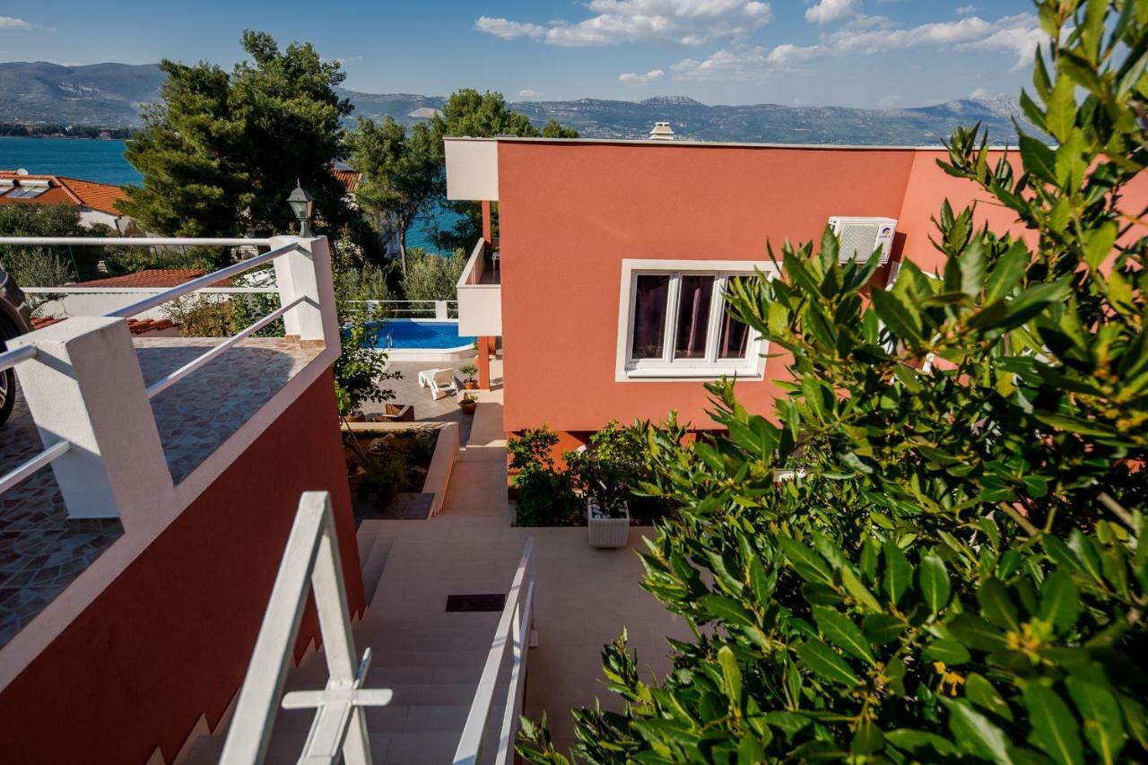 Holiday Villa Nostra Трогир Экстерьер фото